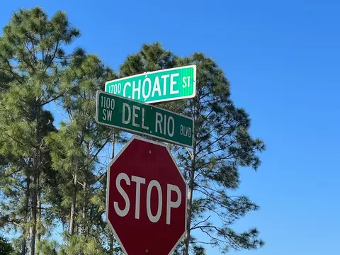1702 SW Choate St, Port St Lucie, FL 34953