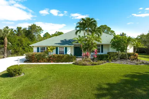 7841 SE Oakdale Ct, Stuart, FL 34997