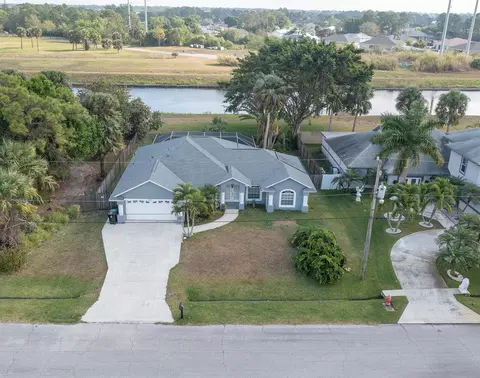 2237 SW Salmon Rd, Port Saint Lucie, FL 34953