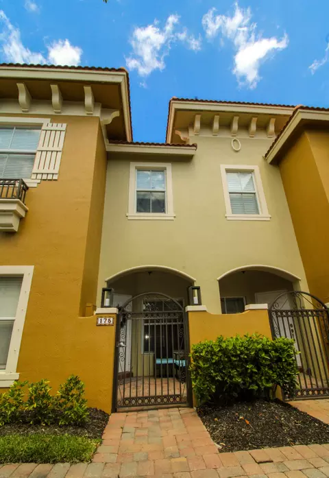 175 Lake Monterey #175, Boynton Beach, FL 33426