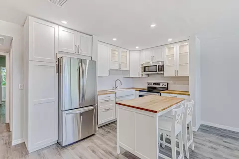 249 Windsor K, West Palm Beach, FL 33417