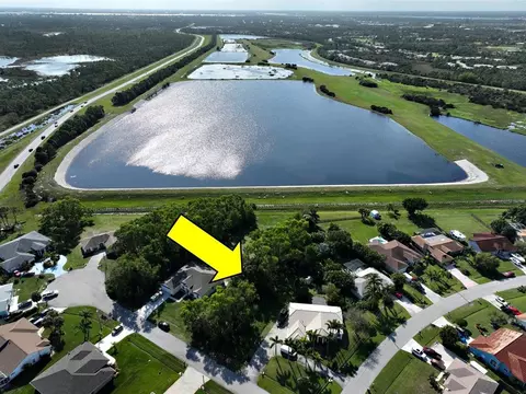 3122 SE Ramsey Ct, Port St Lucie, FL 34952