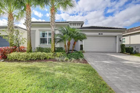9586 Sterling Shrs, Delray Beach, FL 33446