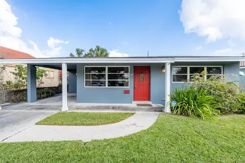 106 Auburn Dr, Lake Worth Beach, FL 33460