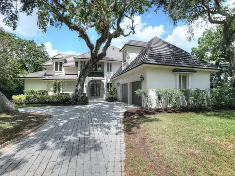 361 Shores Dr, Indian River Shores, FL 32963