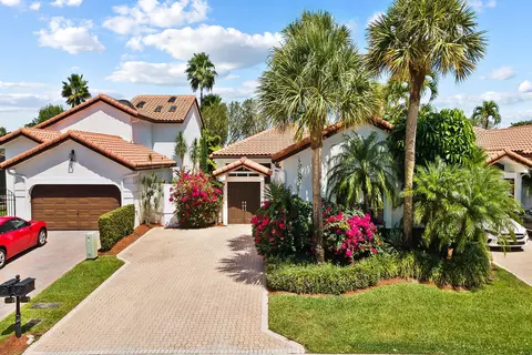 23085 Via Stel, Boca Raton, FL 33433