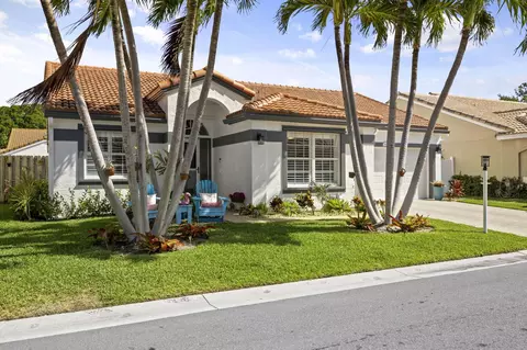 10202 Siena Oaks Cir S, Palm Beach Gardens, FL 33410