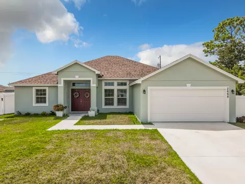 2668 SW Fair Isle Rd, Port St Lucie, FL 34953