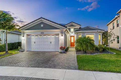 15654 Goldfinch Cir, Loxahatchee, FL 33470