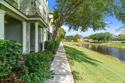 1880 NW 9th St, Boca Raton, FL 33486