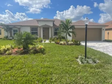 363 SW Nabble, Port Saint Lucie, FL 34953