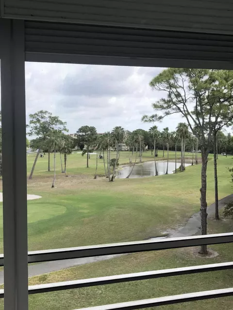 3836 Via Poinciana #406, Lake Worth, FL 33467