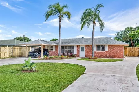 4295 Crestdale St, Palm Beach Gardens, FL 33410