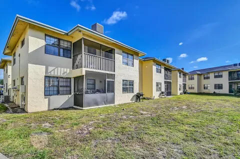 2291 Linton Ridge Cir #B12, Delray Beach, FL 33444