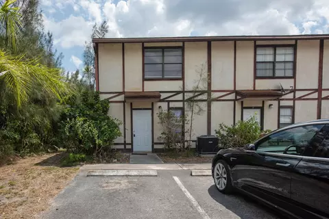 5029 Breckenridge #13, West Palm Beach, FL 33417