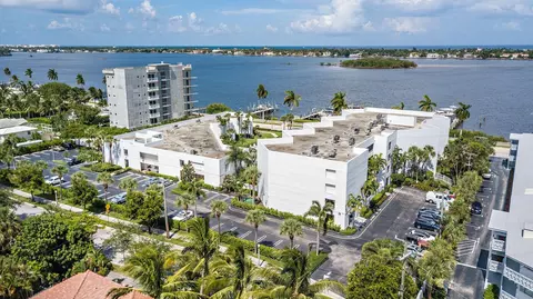 3701 S Flagler #B404, West Palm Beach, FL 33405