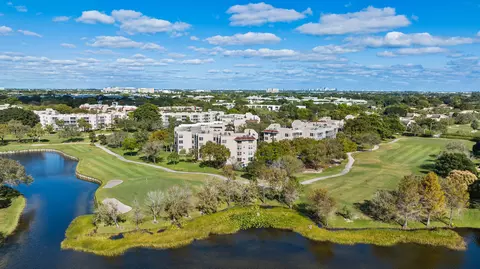 9531 Seagrape #406, Davie, FL 33324