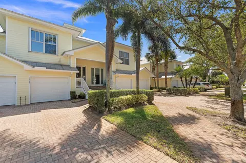 3545 SW Sawgrass Villas Dr #2, Palm City, FL 34990