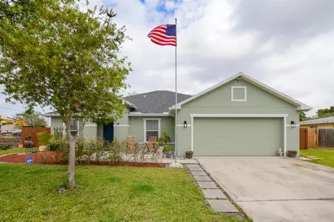 539 SW Duval Ave, Port Saint Lucie, FL 34983