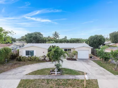 6972 NW 8th St, Margate, FL 33063