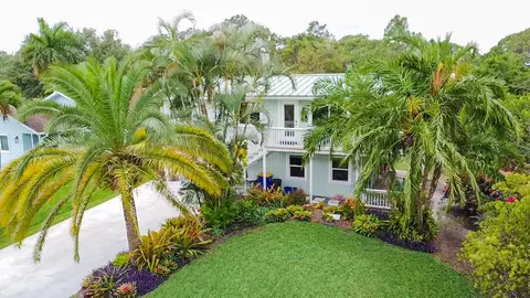 6244 SE Vista Ave, Stuart, FL 34997