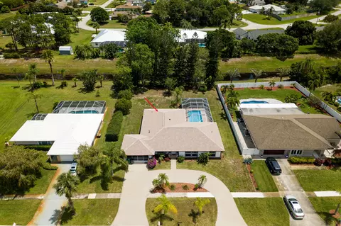 2595 SE Gowin Dr, Port Saint Lucie, FL 34952