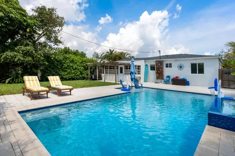 366 Maddock St, West Palm Beach, FL 33405