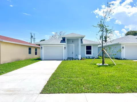 725 Truman Ave, Lake Worth Beach, FL 33460