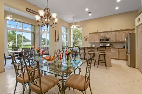 7692 Rockford Rd, Boynton Beach, FL 33472