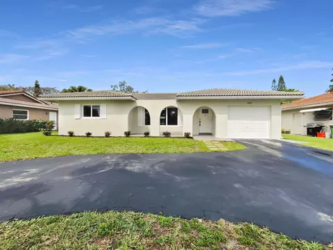 8105 NW 106, Tamarac, FL 33321