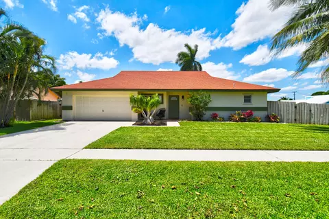 761 NW 10th Ct, Boynton Beach, FL 33426