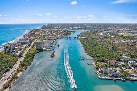 32 Coconut, Tequesta, FL 33469