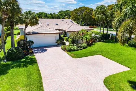 1 Bristol Ln, Boynton Beach, FL 33436