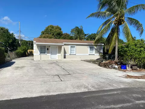 1202 15th Ave S, Lake Worth Beach, FL 33460