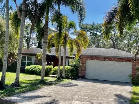 4571 126th Dr N, The Acreage, FL 33411