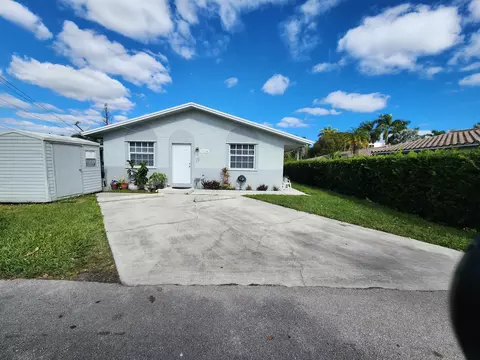 1536 Grant, Hollywood, FL 33020