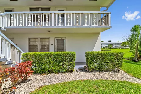 133 Windsor G, West Palm Beach, FL 33417