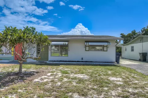 419 SE Parkway Dr, Stuart, FL 34996