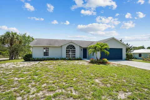 930 NE County Line Rd, Jensen Beach, FL 34957