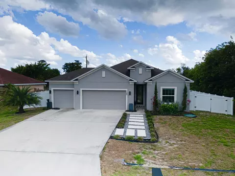 720 SW Hoffenberg Ave, Port Saint Lucie, FL 34953