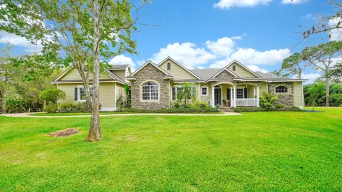 7612 160th Ln N, Palm Beach Gardens, FL 33418