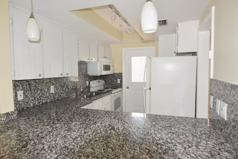 300 NE 20th #2010, Boca Raton, FL 33431