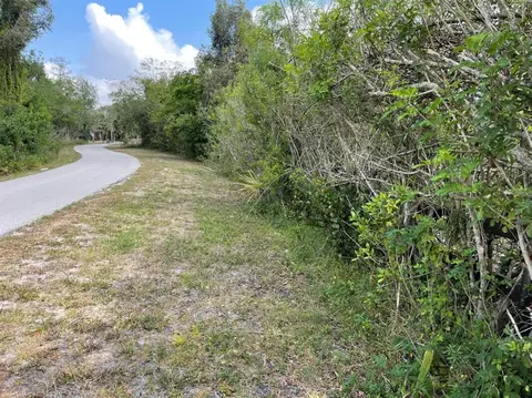 2262 Prairieview Dr, The Acreage, FL 33470