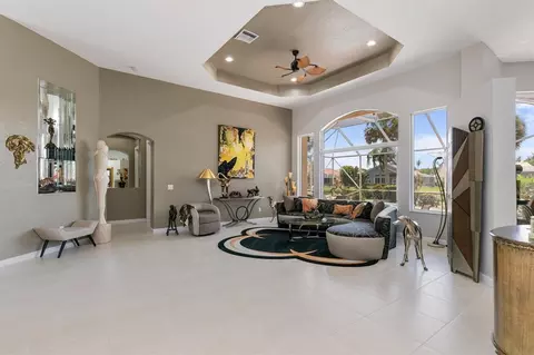 8241 Muirhead Cir, Boynton Beach, FL 33472