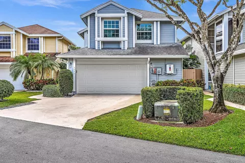 5044 Pointe Emerald Ln, Boca Raton, FL 33486