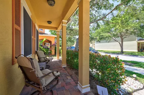 2073 SE Avon Park Dr, Port Saint Lucie, FL 34952