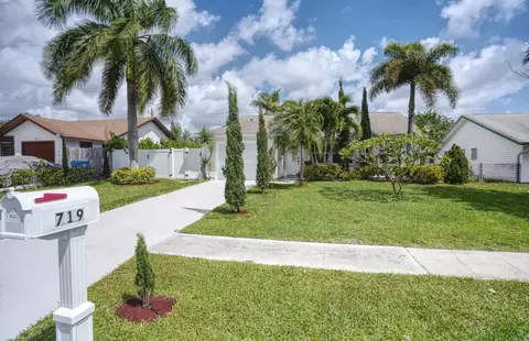 719 SW 1st, Boynton Beach, FL 33426