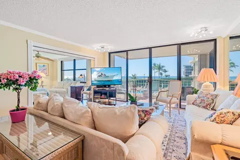 3200 S Ocean Blvd #B203, Palm Beach, FL 33480