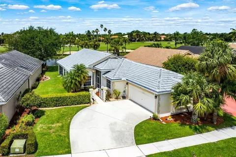 1821 S Club Dr, Wellington, FL 33414
