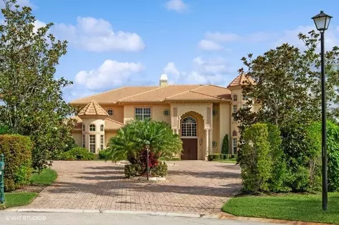 7956 Plantation Lakes Dr, Port Saint Lucie, FL 34986